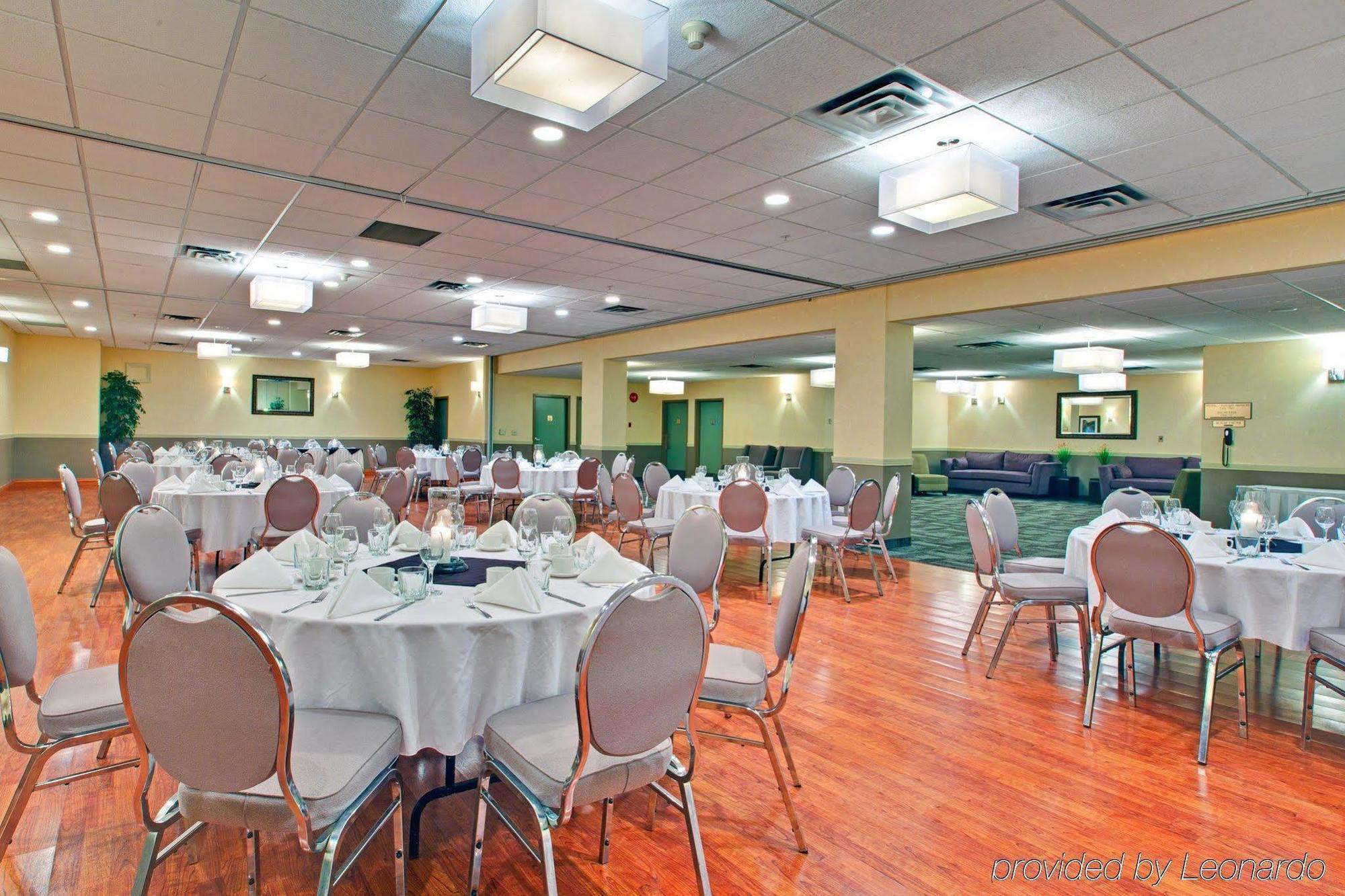 Doubletree By Hilton West Kelowna Restaurante foto